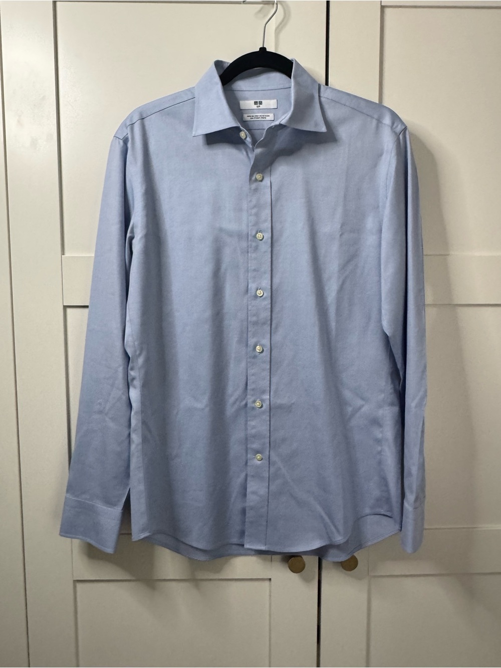 NWOT Uniqlo Men’s Super Non-Iron Slim Fit Blue Button Dress Shirt Size Small